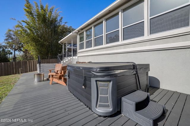 5812 CLIFTON Avenue, Jacksonville, FL 32211