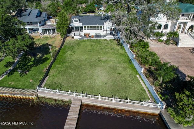 5812 CLIFTON Avenue, Jacksonville, FL 32211