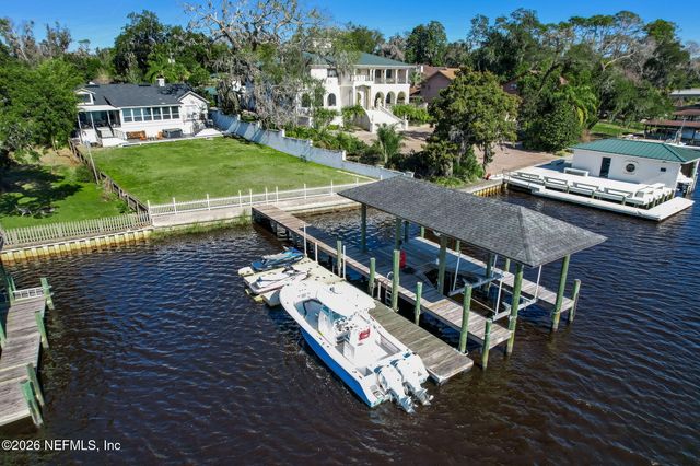 5812 CLIFTON Avenue, Jacksonville, FL 32211