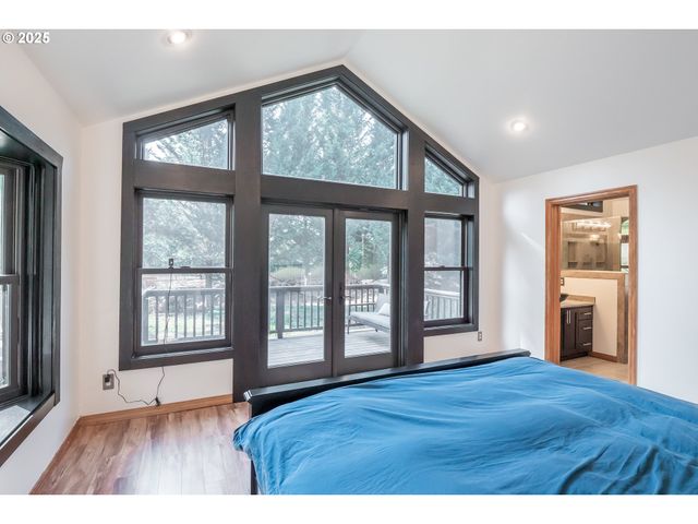 30138 FOX HOLLOW Rd, Eugene, OR 97405