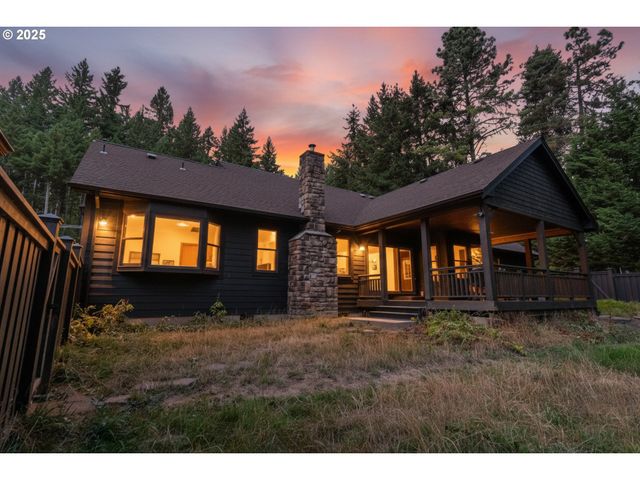 30138 FOX HOLLOW Rd, Eugene, OR 97405