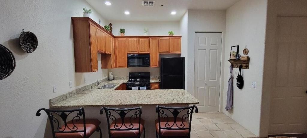 50680 Santa Rosa Plaza 4, La Quinta, CA 92253