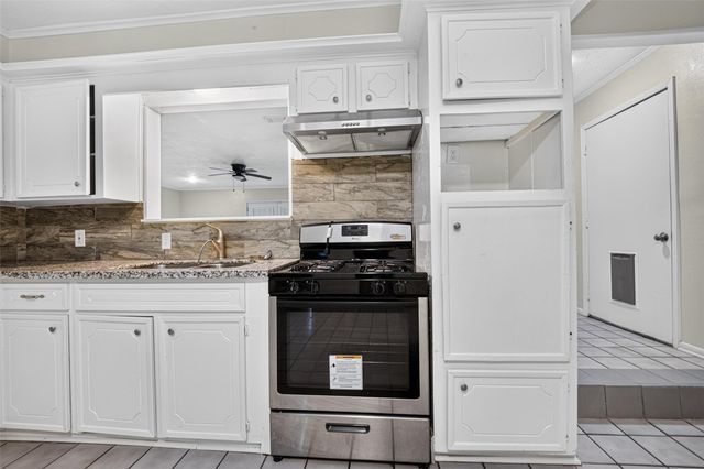 3010 Groton Drive, Houston, TX 77051