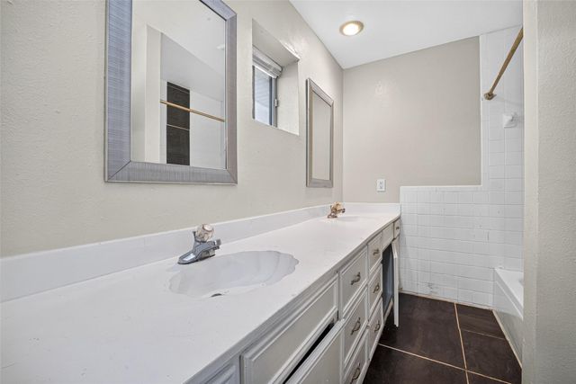 3010 Groton Drive, Houston, TX 77051