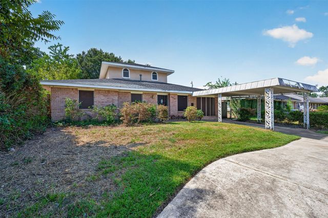 3010 Groton Drive, Houston, TX 77051