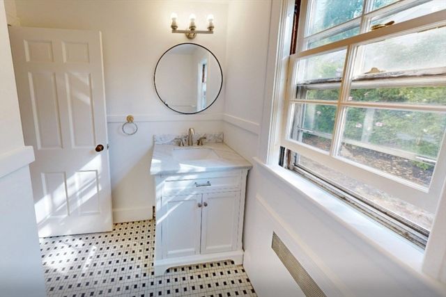 48 Marilyn Rd, Milton, MA 02186
