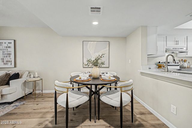1601 W SUNNYSIDE Drive 166, Phoenix, AZ 85029
