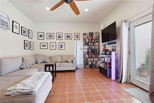 526 N Handy, Orange, CA 92867