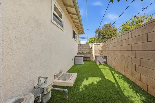 526 N Handy, Orange, CA 92867