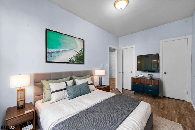 250 Clendenny Ave 4, Jersey City, NJ 07304