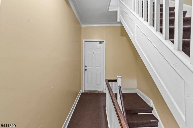 250 Clendenny Ave 4, Jersey City, NJ 07304