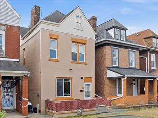 340 Ophelia St, Oakland, PA 15213