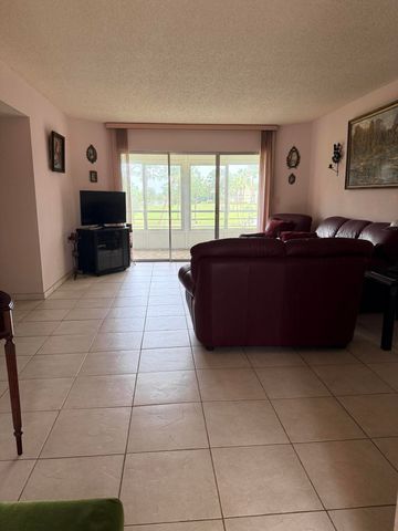 3836 Via Poinciana 306, Lake Worth, FL 33467