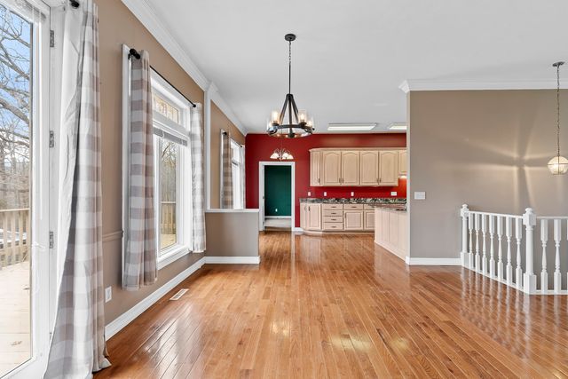 117 Chelsea Lane, Clever, MO 65631