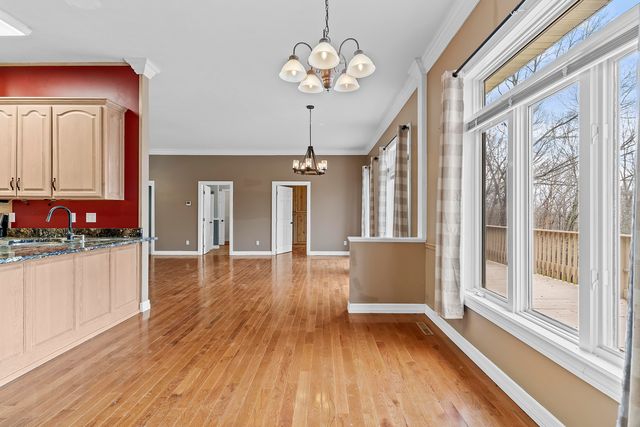 117 Chelsea Lane, Clever, MO 65631