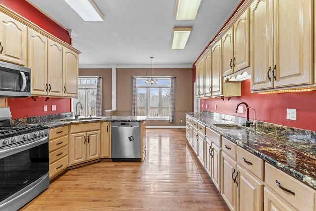 117 Chelsea Lane, Clever, MO 65631