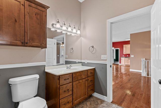 117 Chelsea Lane, Clever, MO 65631