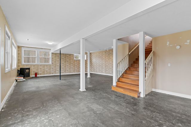 117 Chelsea Lane, Clever, MO 65631