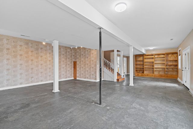 117 Chelsea Lane, Clever, MO 65631