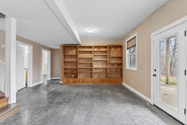 117 Chelsea Lane, Clever, MO 65631