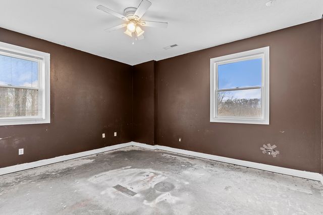 117 Chelsea Lane, Clever, MO 65631