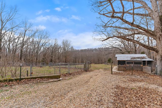 117 Chelsea Lane, Clever, MO 65631