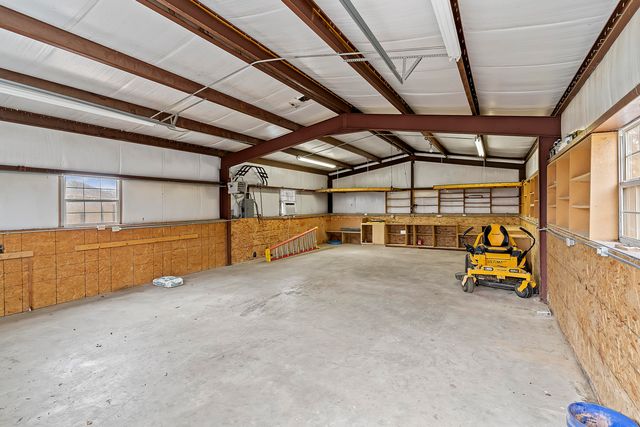 117 Chelsea Lane, Clever, MO 65631