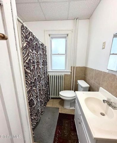 1064 Washington Avenue, Albany, NY 12203