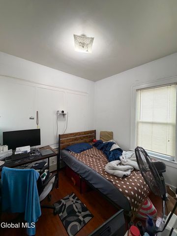 1064 Washington Avenue, Albany, NY 12203