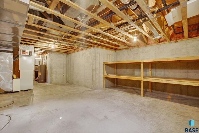 1244 S Stoney Pointe Ct Court, Sioux Falls, SD 57106