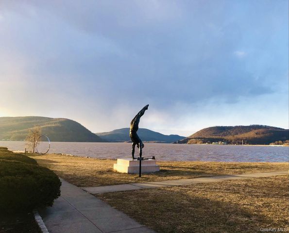 213 Riverbend Drive, Peekskill, NY 10566