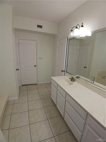 130 San Jacinto Drive, Mission, TX 78572