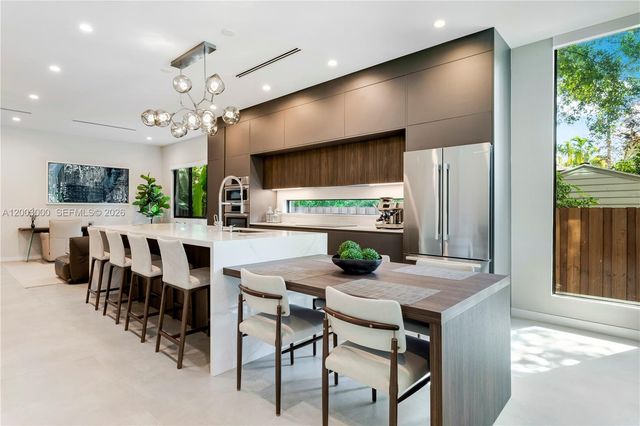 2916 Jackson Ave 2916, Coconut Grove, FL 33133