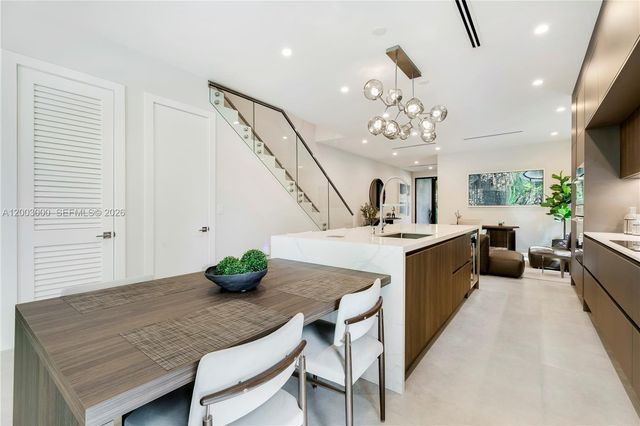 2916 Jackson Ave 2916, Coconut Grove, FL 33133