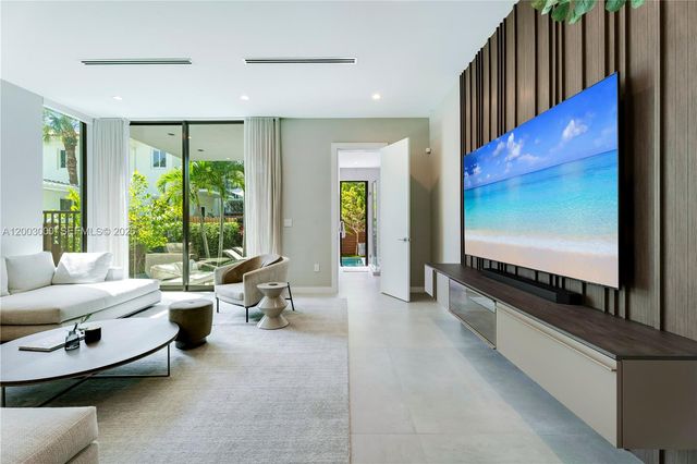 2916 Jackson Ave 2916, Coconut Grove, FL 33133