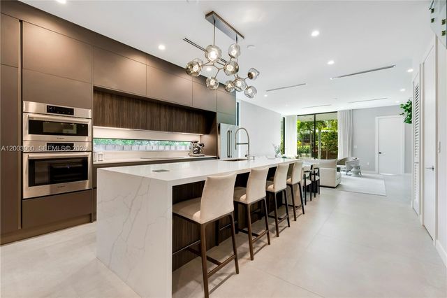 2916 Jackson Ave 2916, Coconut Grove, FL 33133