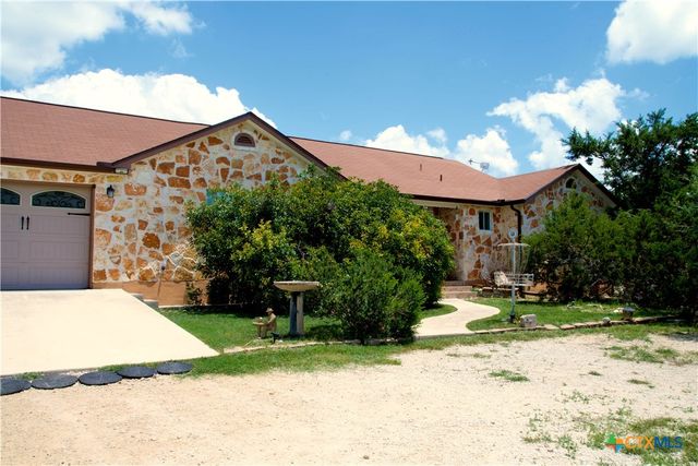 1157 Lasso Loop, Canyon Lake, TX 78133