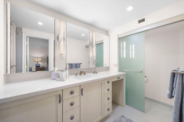 3010 NE 49th Street 7, Fort Lauderdale, FL 33308