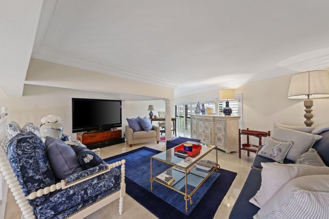 3010 NE 49th Street 7, Fort Lauderdale, FL 33308
