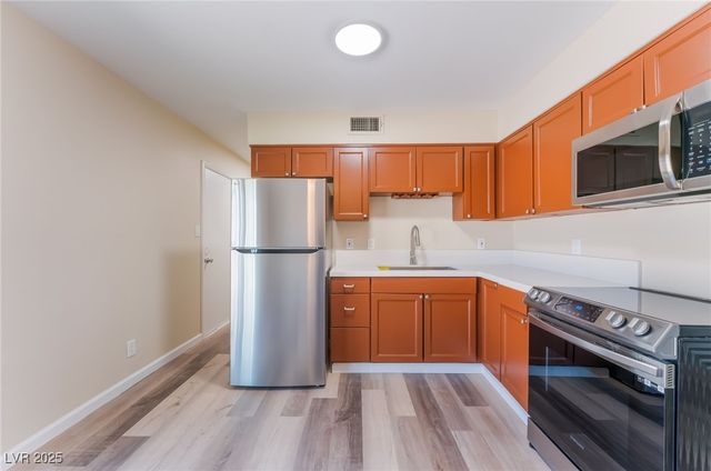 700 Van Ert Avenue, North Las Vegas, NV 89030