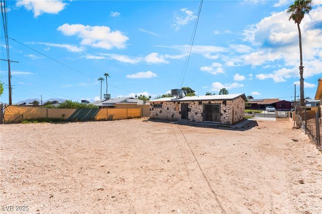 700 Van Ert Avenue, North Las Vegas, NV 89030