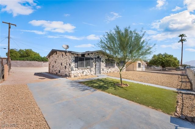 700 Van Ert Avenue, North Las Vegas, NV 89030