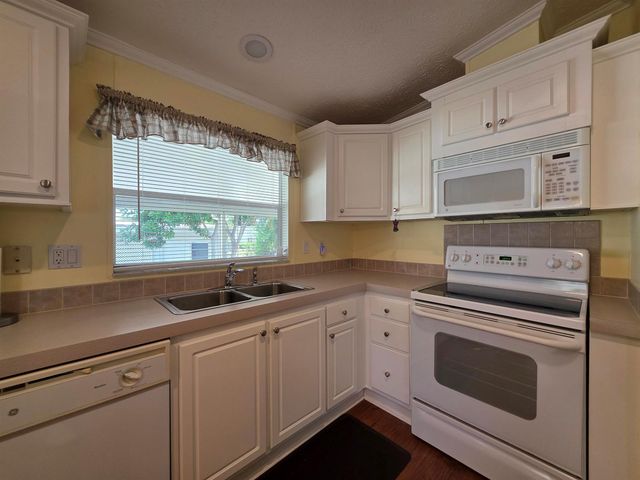 4218 6th Court, Lantana, FL 33462
