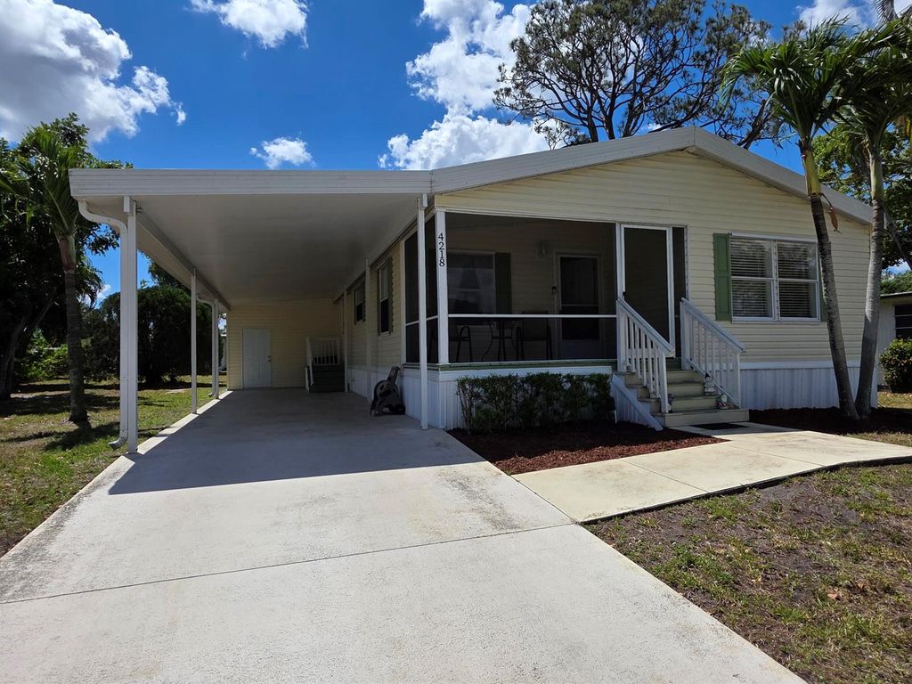 4218 6th Court, Lantana, FL 33462