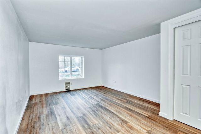 147 Basket Road, Webster, NY 14580