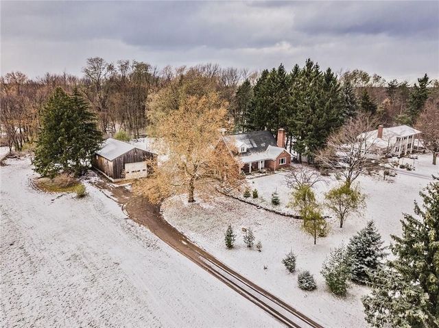 147 Basket Road, Webster, NY 14580