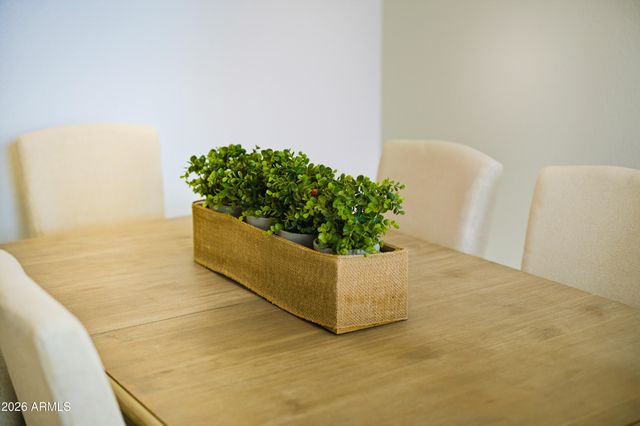 1695 E MONTEREY Street, Chandler, AZ 85225