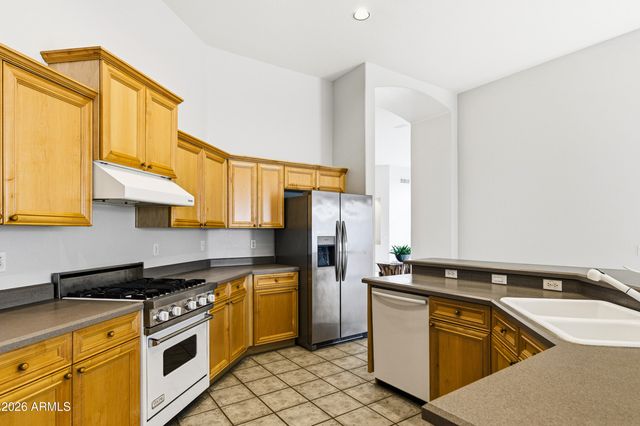 1695 E MONTEREY Street, Chandler, AZ 85225