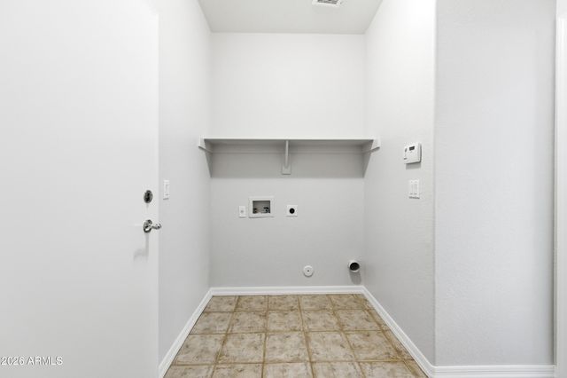 1695 E MONTEREY Street, Chandler, AZ 85225