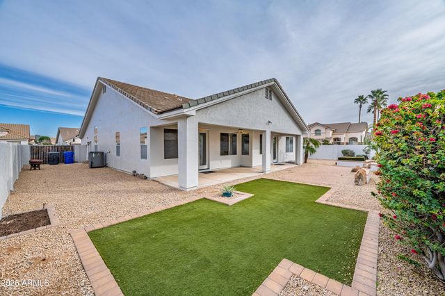 1695 E MONTEREY Street, Chandler, AZ 85225